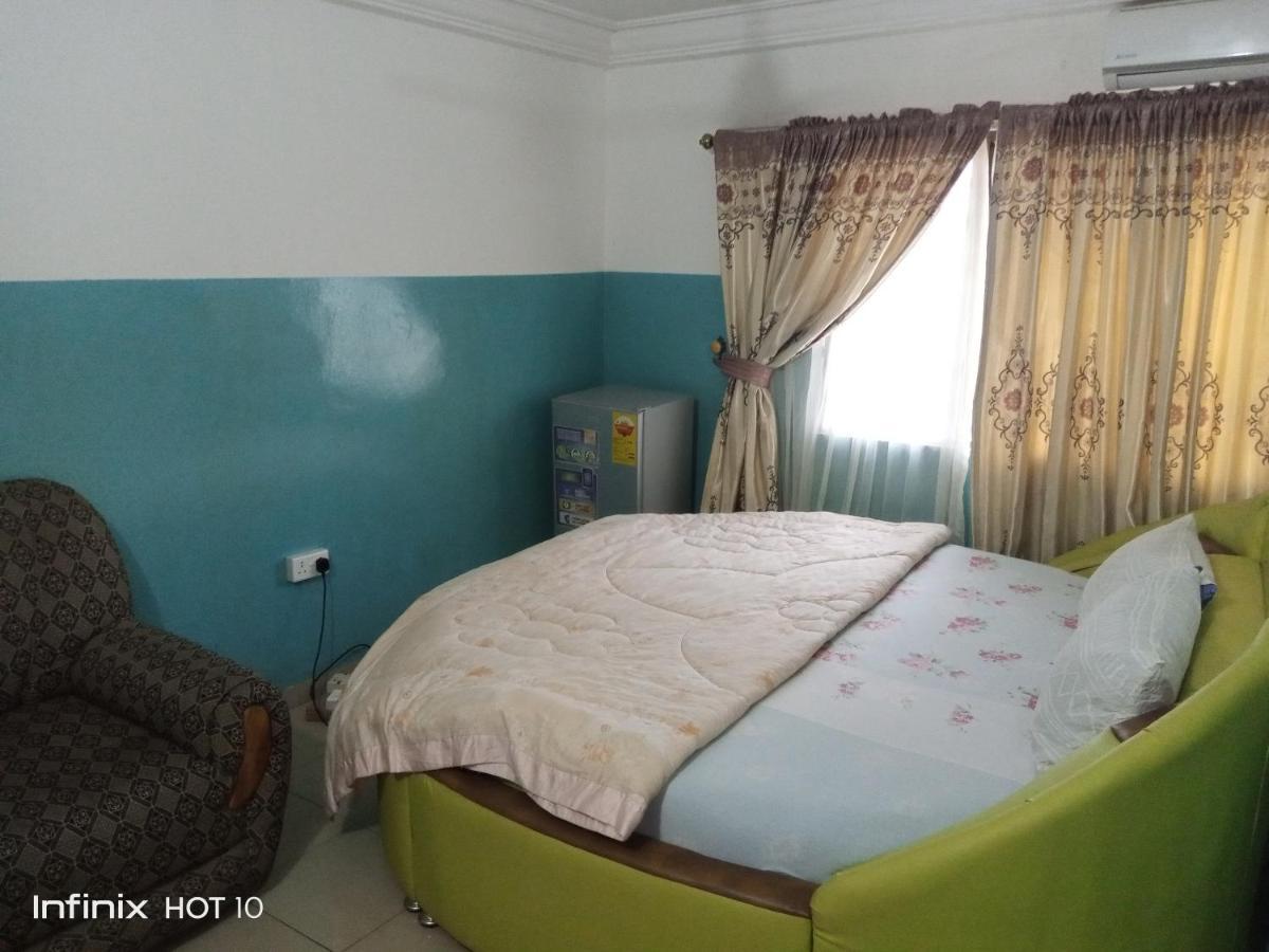 Elizz Guest House Janman Bagian luar foto