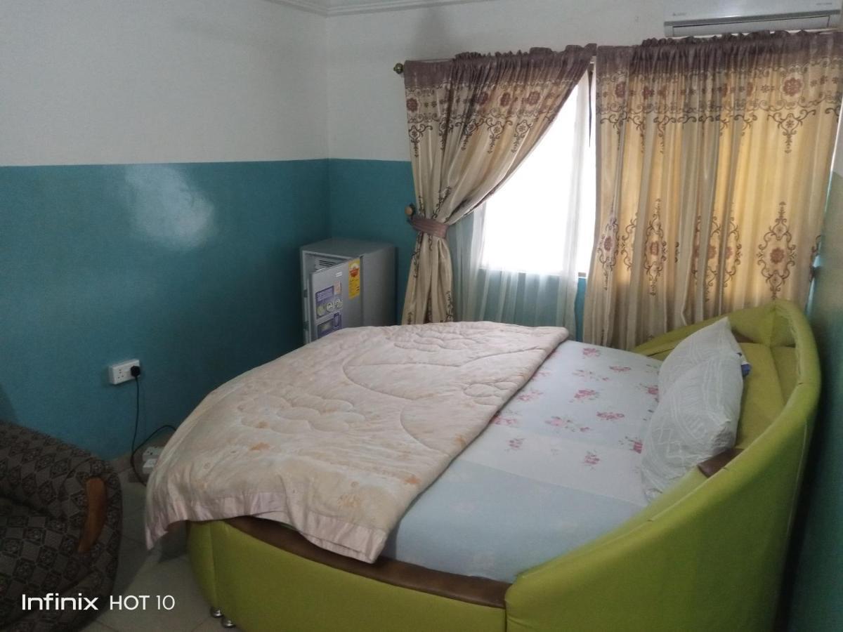 Elizz Guest House Janman Bagian luar foto