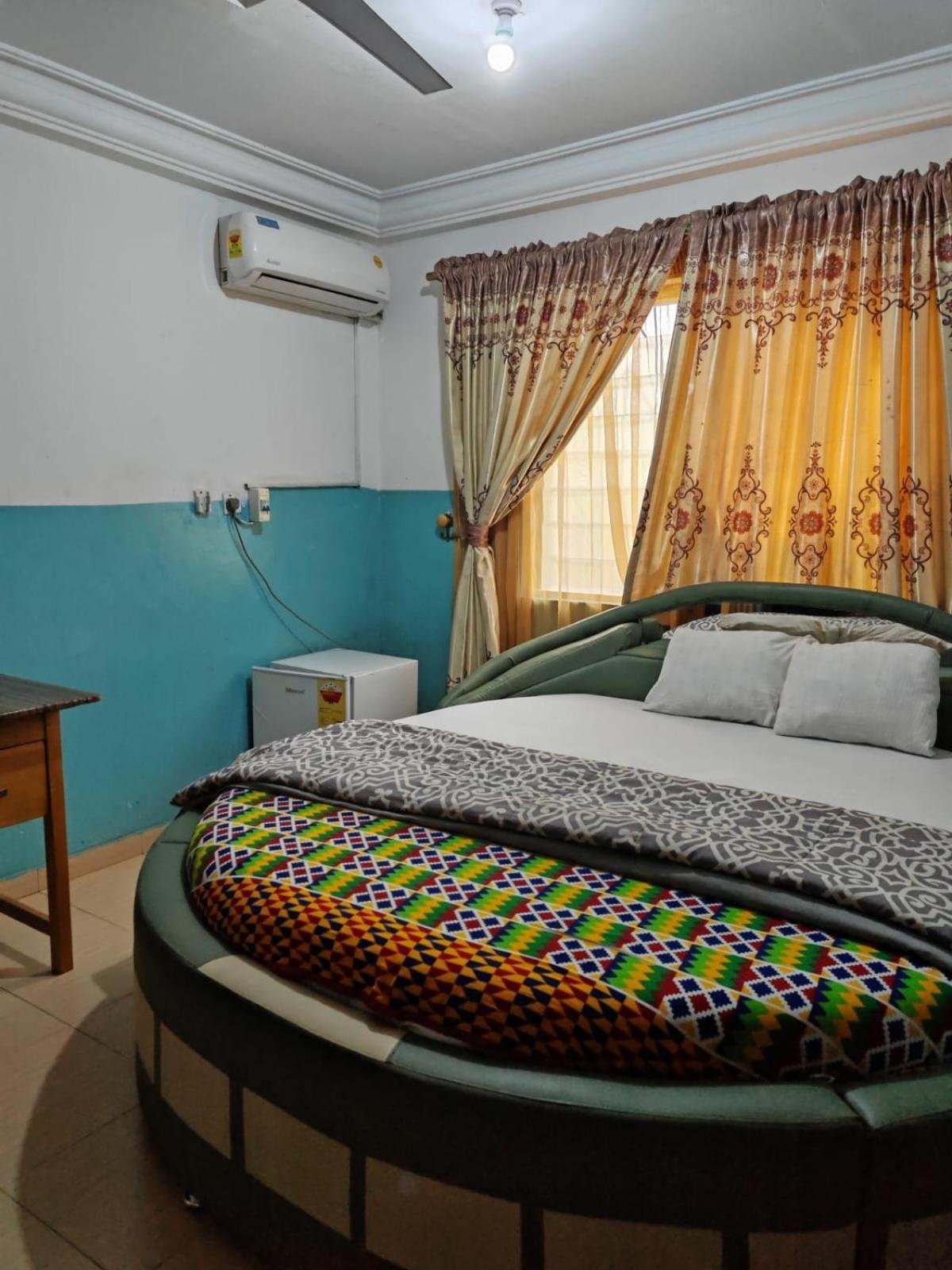 Elizz Guest House Janman Bagian luar foto