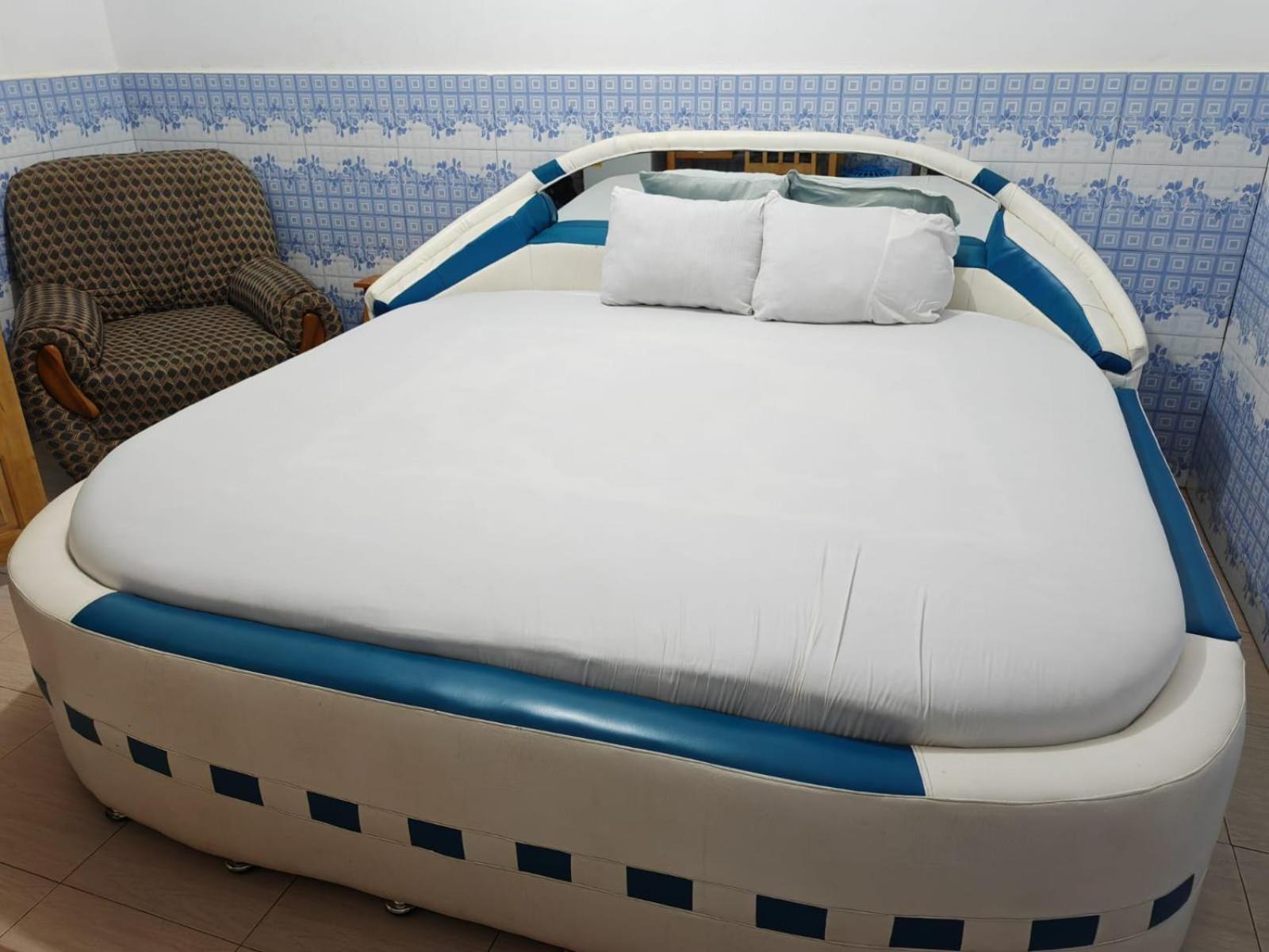 Elizz Guest House Janman Bagian luar foto