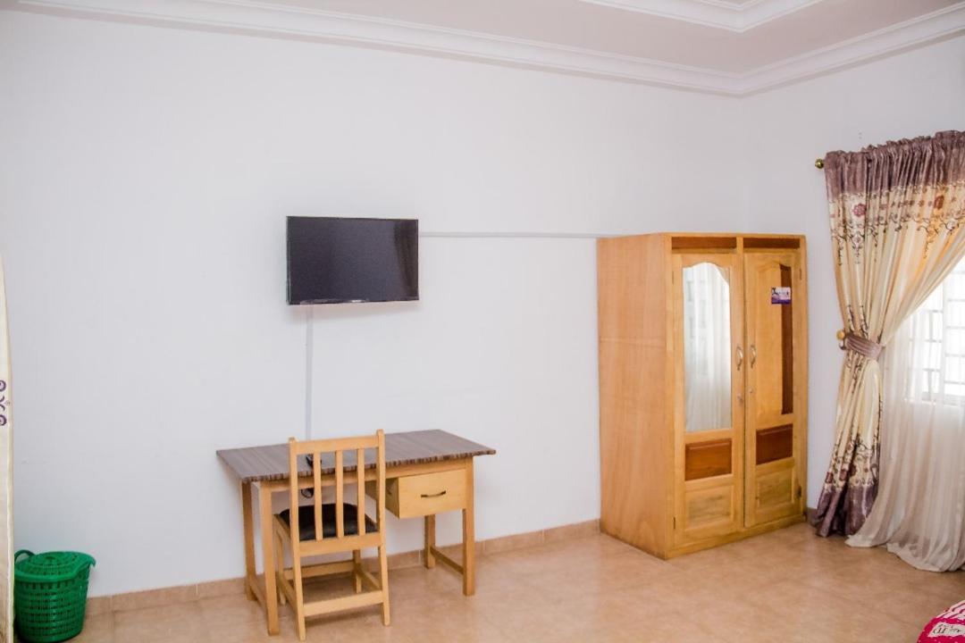 Elizz Guest House Janman Bagian luar foto